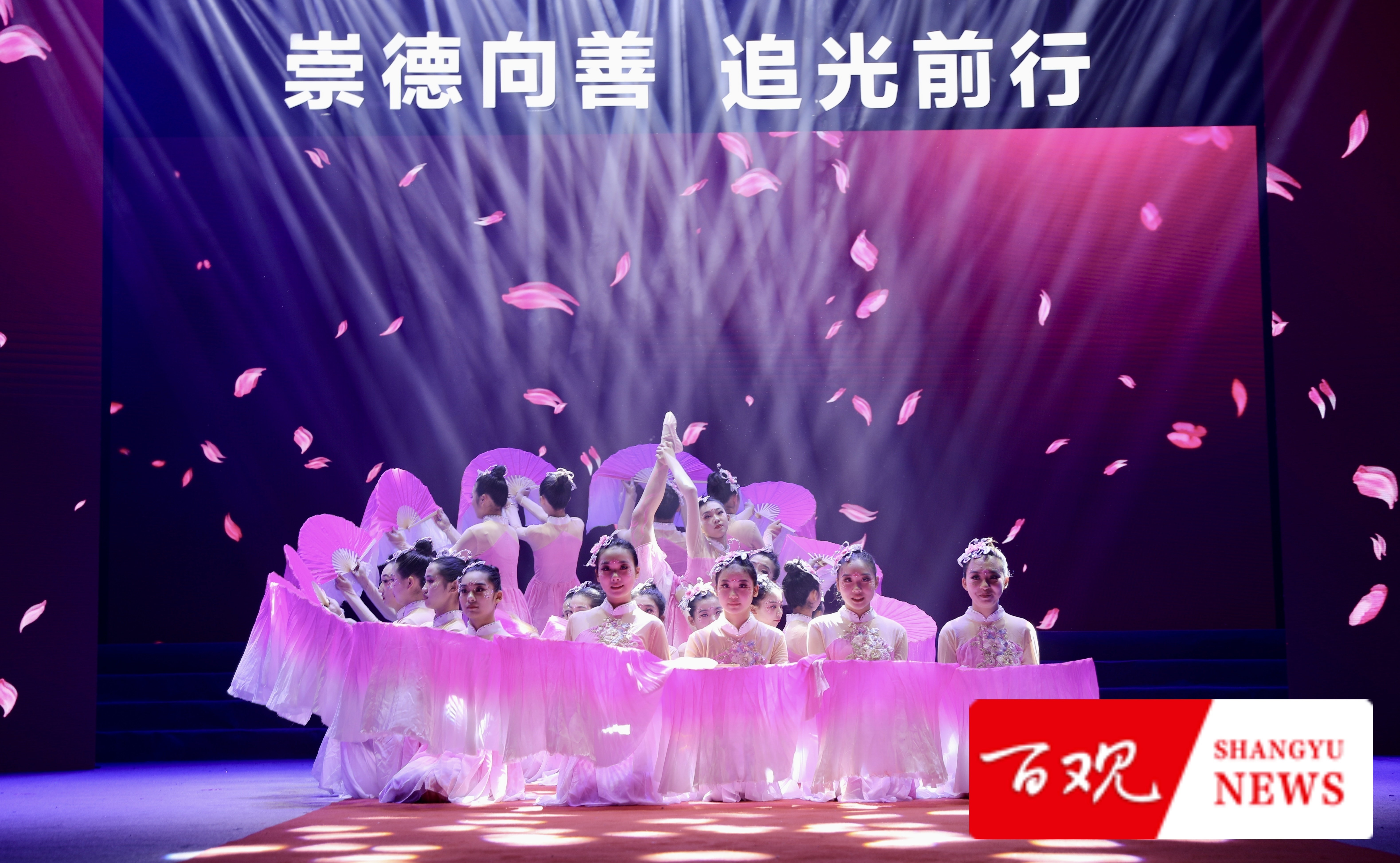 f7a2cb4561dc5e58fade9e386cdd1dc.jpg f7a2cb4561dc5e58fade9e386cdd1dc.jpg